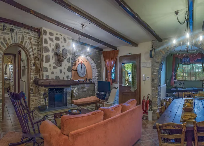 Πανσιόν To Stefani Tis Makrinas 4*