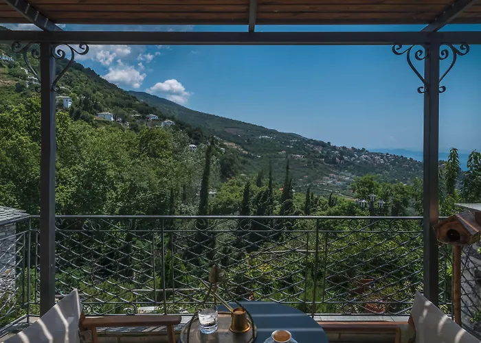 To Stefani Tis Makrinas 4*