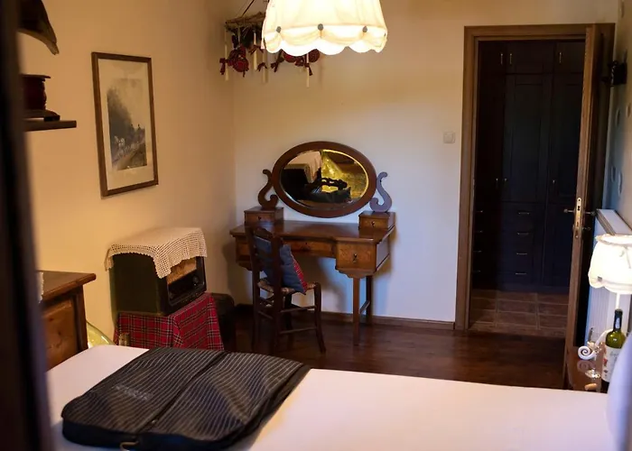 To Stefani Tis Makrinas