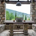 Gasthof To Stefani Tis Makrinas