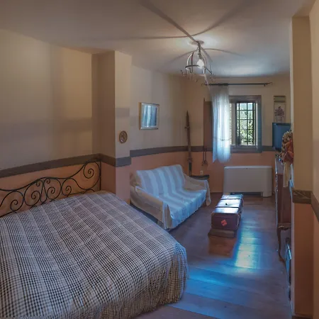 To Stefani Tis Makrinas Penzion 4*
