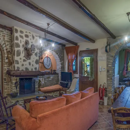 Casa de hóspedes To Stefani Tis Makrinas 4*