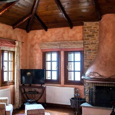 To Stefani Tis Makrinas Guest house 3*