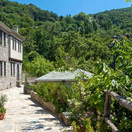 To Stefani Tis Makrinas Guest house