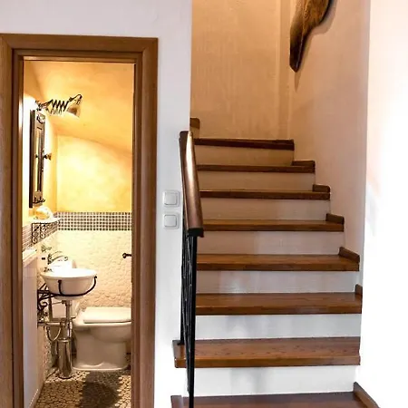 To Stefani Tis Makrinas 4* Makriníca