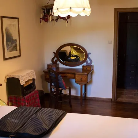 To Stefani Tis Makrinas