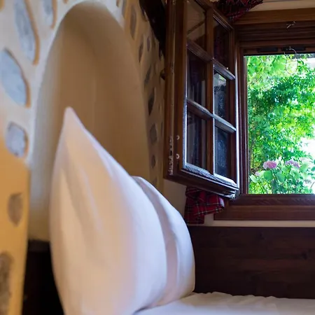 To Stefani Tis Makrinas Guest house 3*