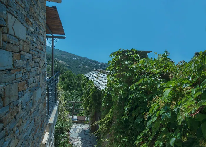 To Stefani Tis Makrinas Penzion 4*