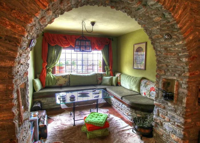 To Stefani Tis Makrinas Makrinítsa